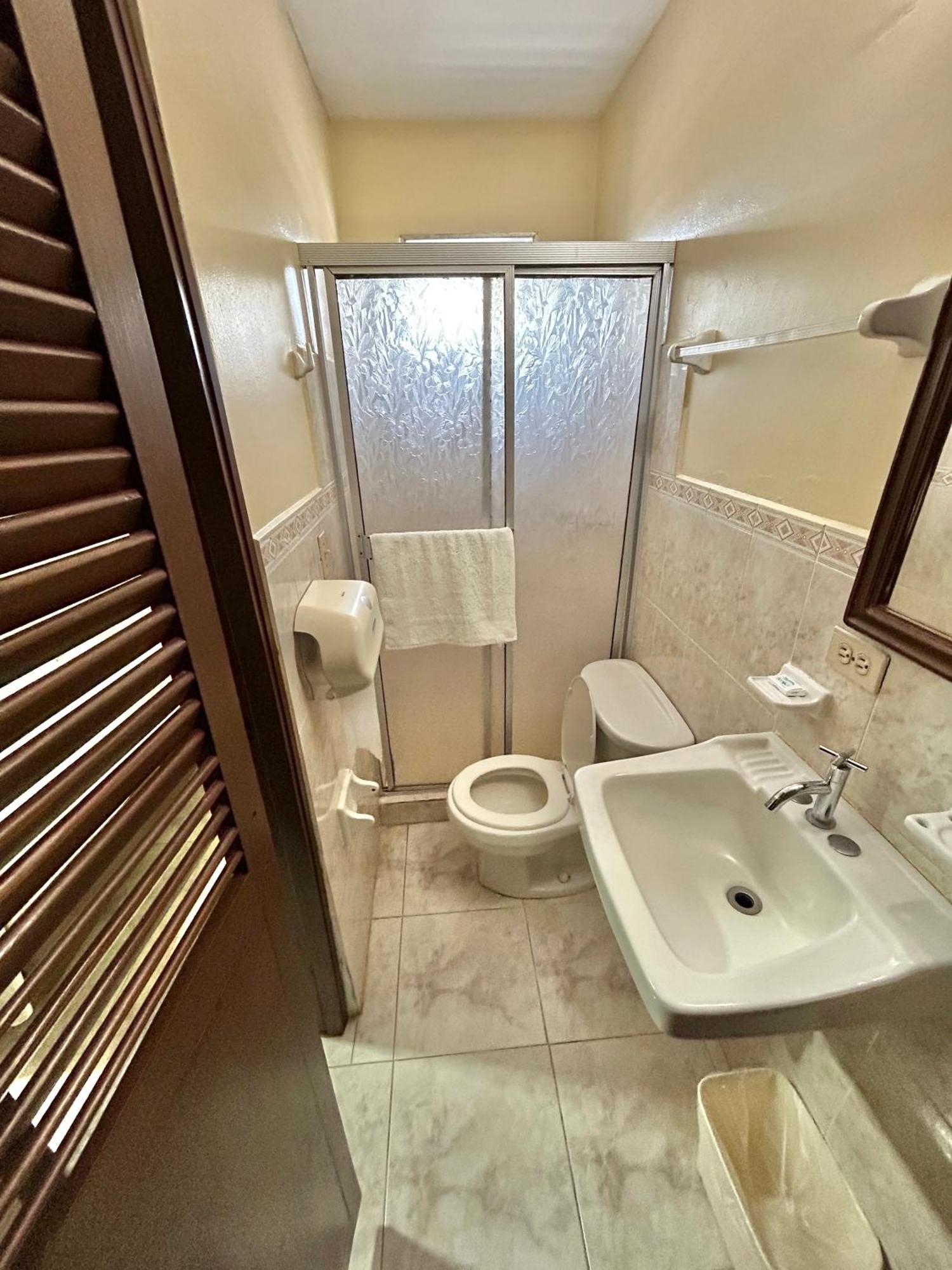 Hotel Madrid Chiriqui 다비드 외부 사진